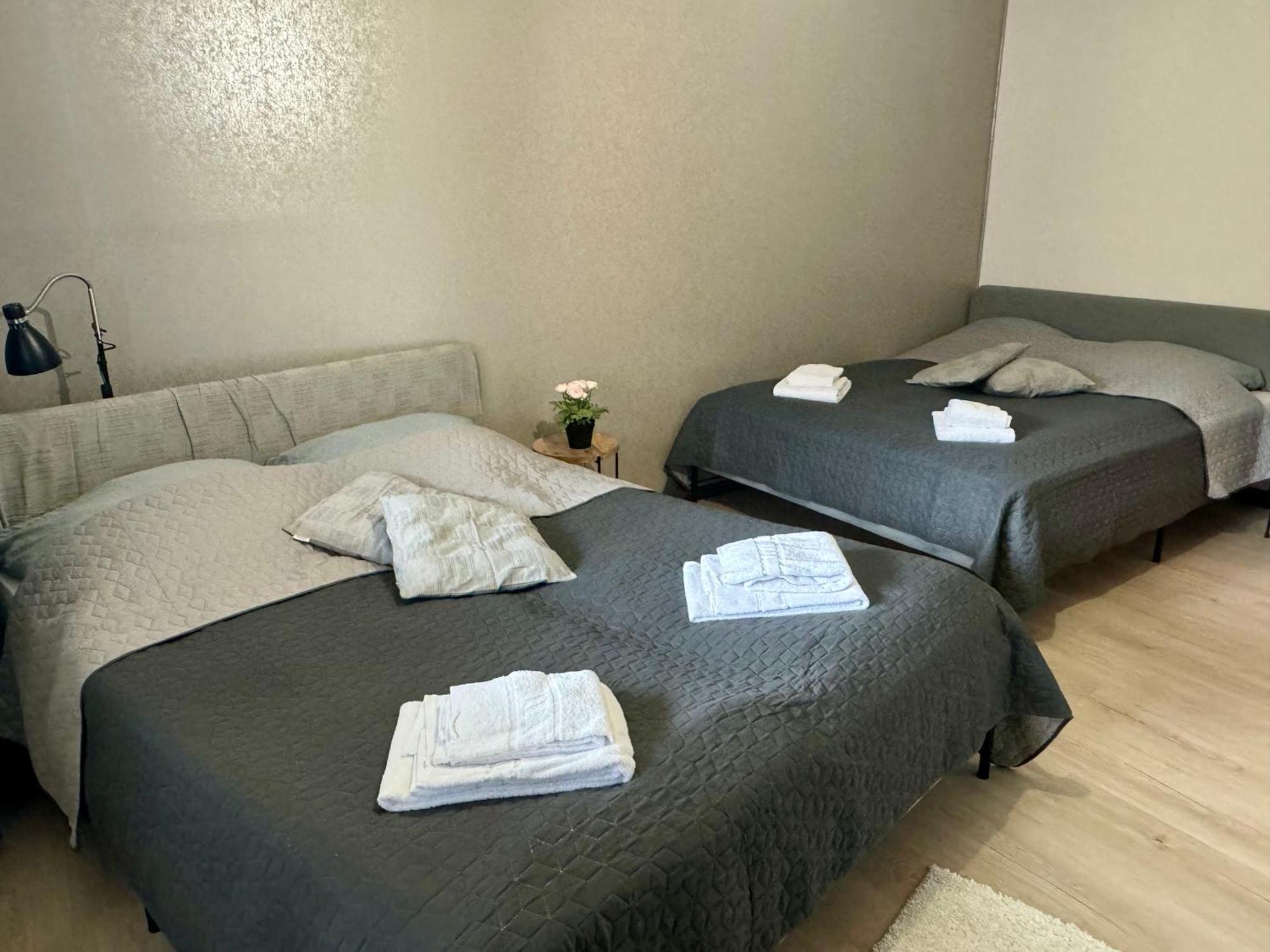 Bookeinfach Bad Ems - Private - Sauna Jacuzzi Whirlpool Swimmingpool Alahna Sup Beachvolleyball Billiards Ping Pong Cinema Theater Music Disco Ball Bbq Und Parkplaetze Bagian luar foto