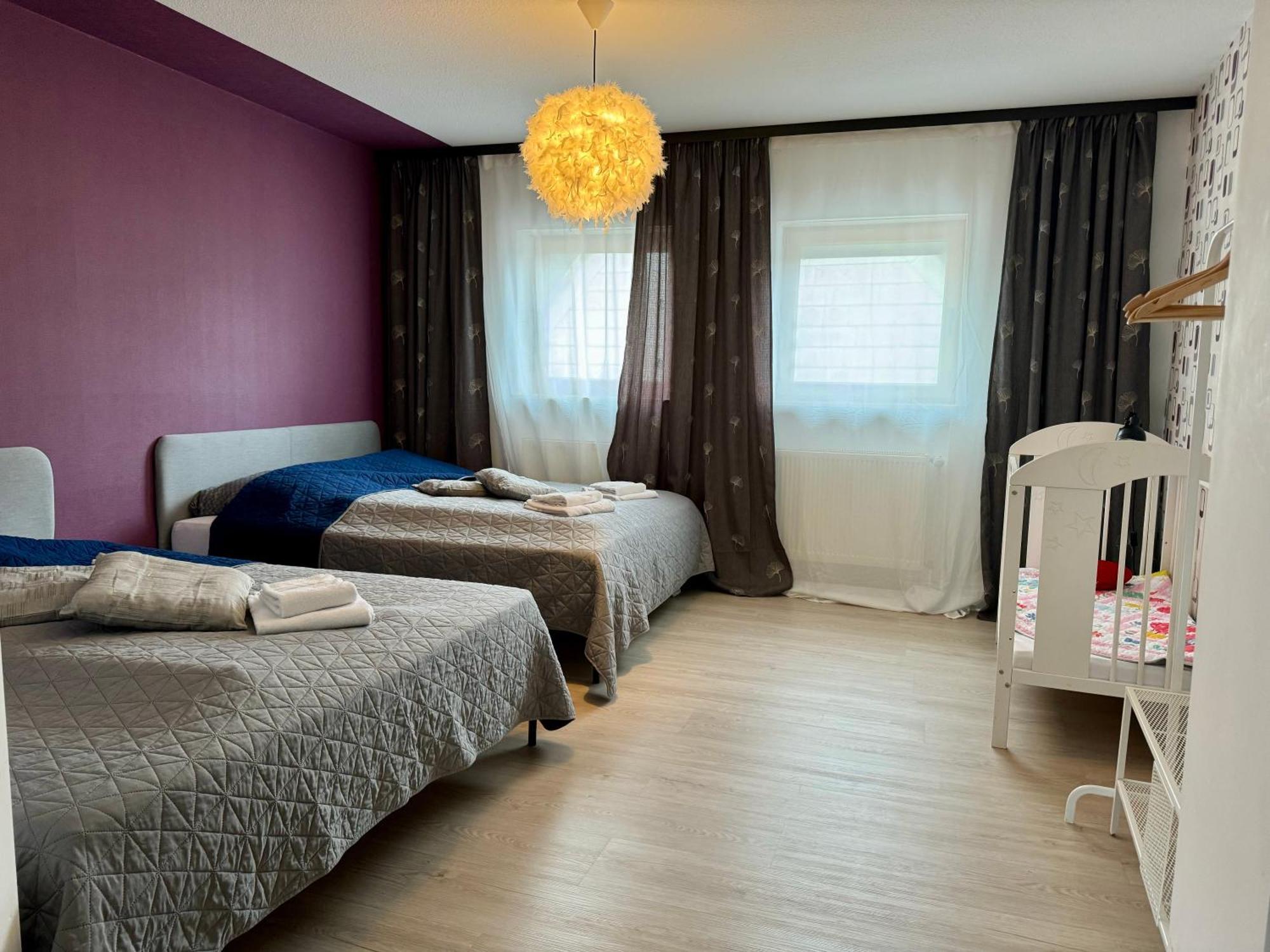 Bookeinfach Bad Ems - Private - Sauna Jacuzzi Whirlpool Swimmingpool Alahna Sup Beachvolleyball Billiards Ping Pong Cinema Theater Music Disco Ball Bbq Und Parkplaetze Bagian luar foto