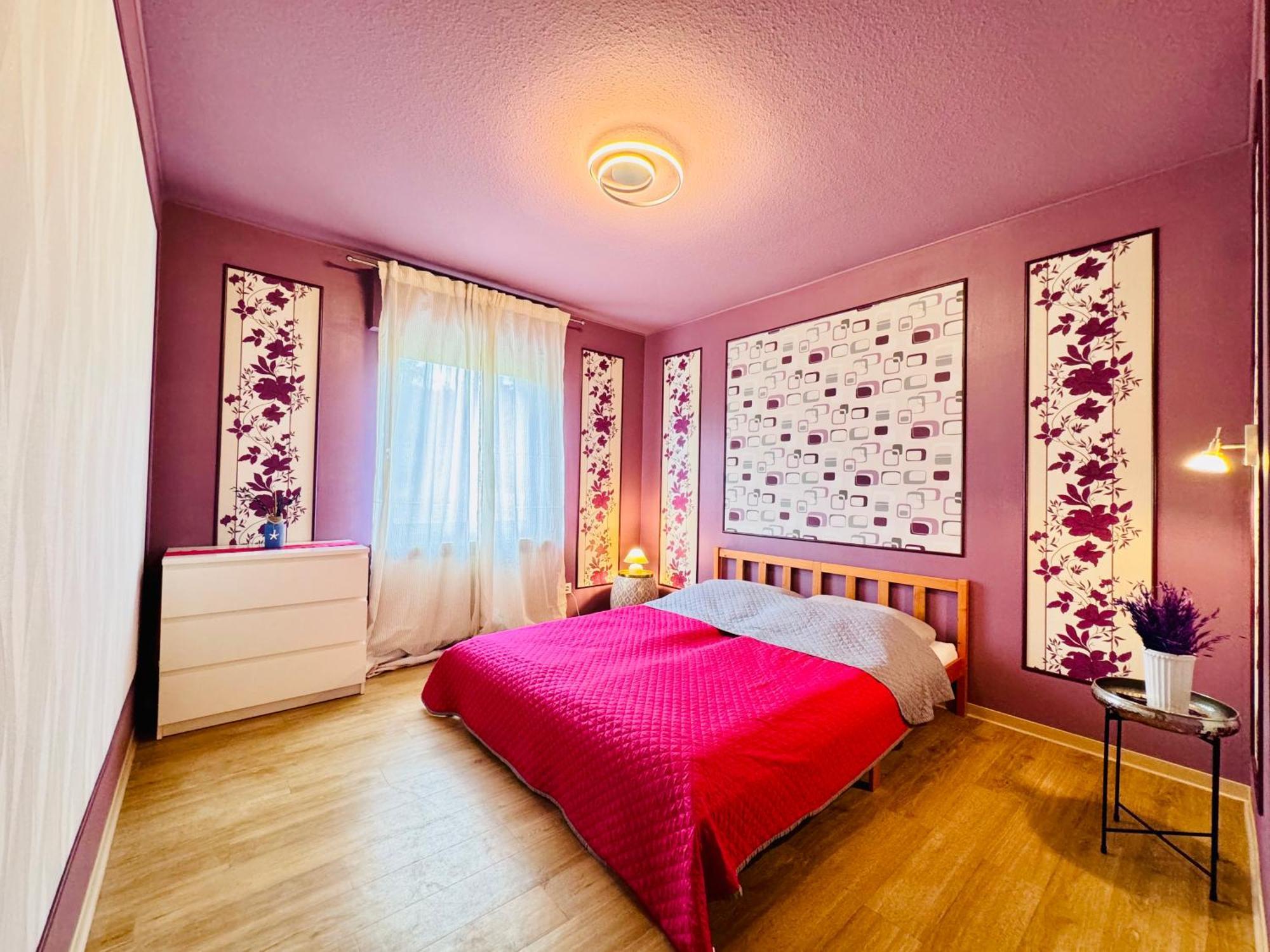 Bookeinfach Bad Ems - Private - Sauna Jacuzzi Whirlpool Swimmingpool Alahna Sup Beachvolleyball Billiards Ping Pong Cinema Theater Music Disco Ball Bbq Und Parkplaetze Bagian luar foto