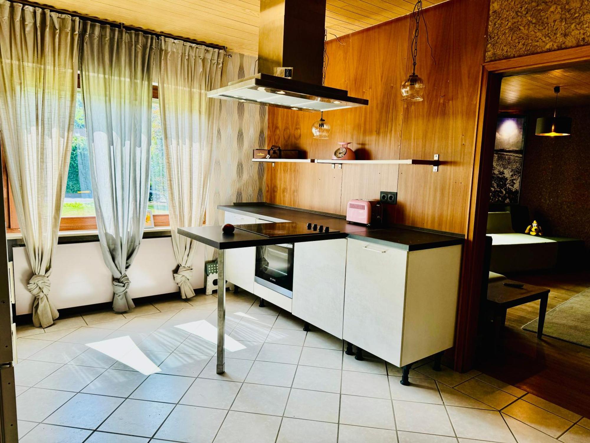 Bookeinfach Bad Ems - Private - Sauna Jacuzzi Whirlpool Swimmingpool Alahna Sup Beachvolleyball Billiards Ping Pong Cinema Theater Music Disco Ball Bbq Und Parkplaetze Bagian luar foto
