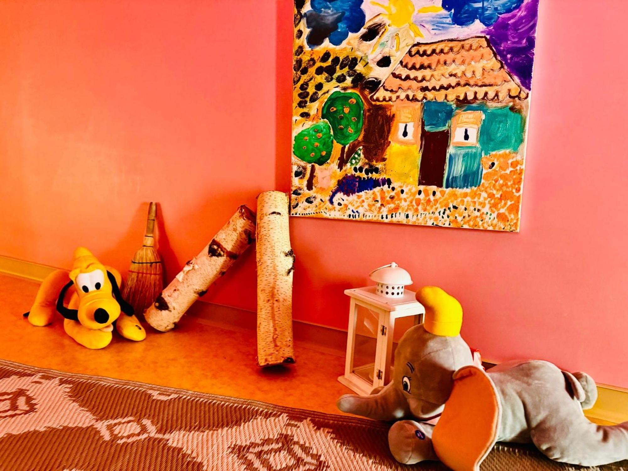 Bookeinfach Bad Ems - Private - Sauna Jacuzzi Whirlpool Swimmingpool Alahna Sup Beachvolleyball Billiards Ping Pong Cinema Theater Music Disco Ball Bbq Und Parkplaetze Bagian luar foto