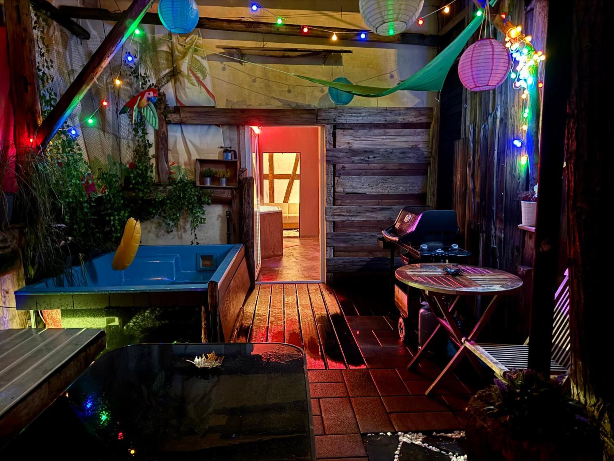Bookeinfach Bad Ems - Private - Sauna Jacuzzi Whirlpool Swimmingpool Alahna Sup Beachvolleyball Billiards Ping Pong Cinema Theater Music Disco Ball Bbq Und Parkplaetze Bagian luar foto