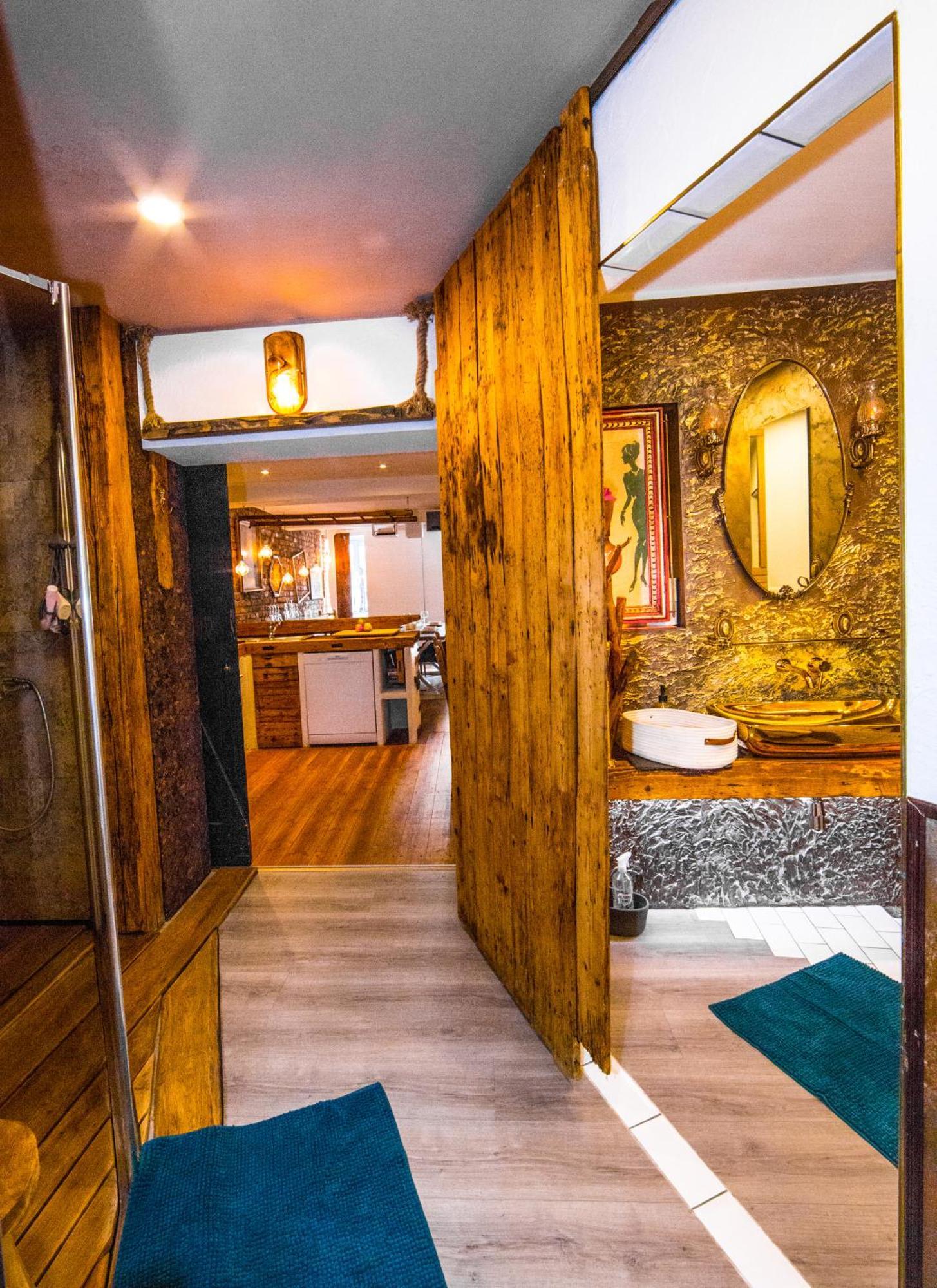 Bookeinfach Bad Ems - Private - Sauna Jacuzzi Whirlpool Swimmingpool Alahna Sup Beachvolleyball Billiards Ping Pong Cinema Theater Music Disco Ball Bbq Und Parkplaetze Ruang foto