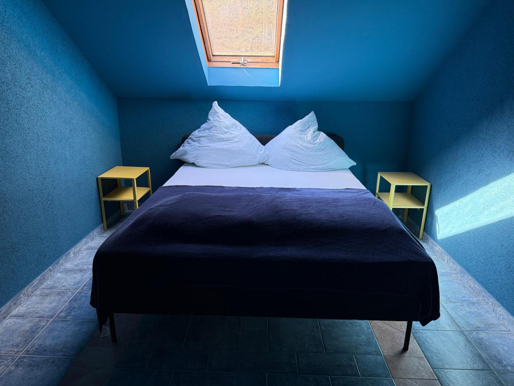 Bookeinfach Bad Ems - Private - Sauna Jacuzzi Whirlpool Swimmingpool Alahna Sup Beachvolleyball Billiards Ping Pong Cinema Theater Music Disco Ball Bbq Und Parkplaetze Ruang foto